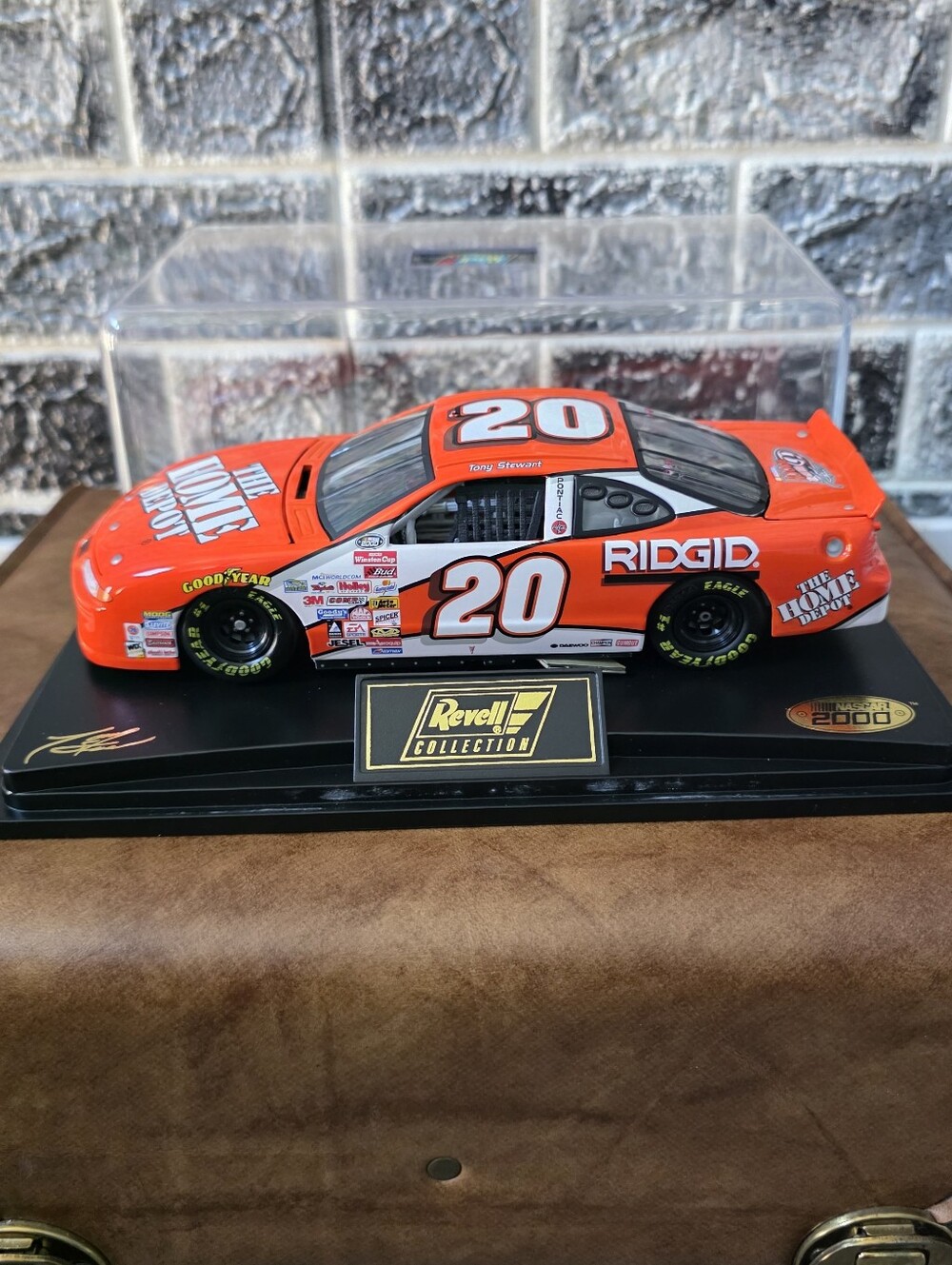 Revell Tony Stewart Rookie of the Year Red Model Car Kit